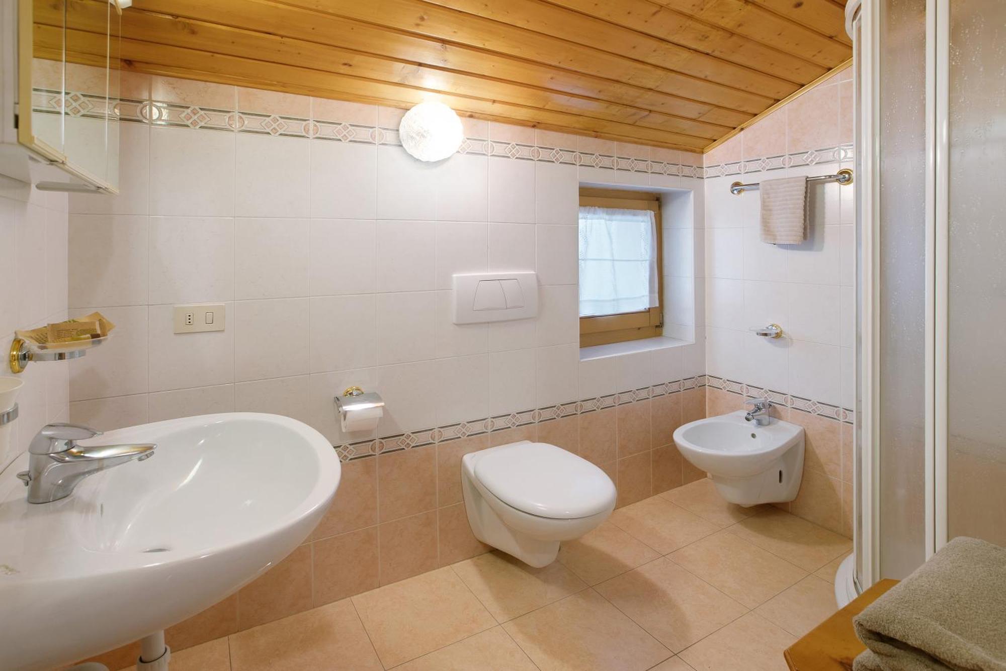 Apartment Lorella 5 *